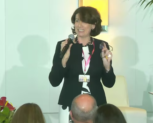 Brigitte en conférence